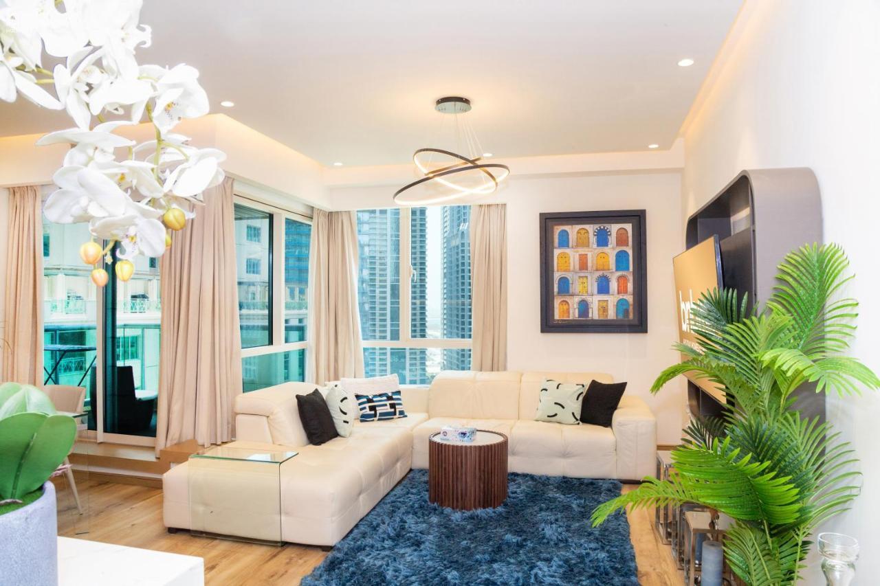 Marina 2br - Pool, Gym & Balcony Dubai