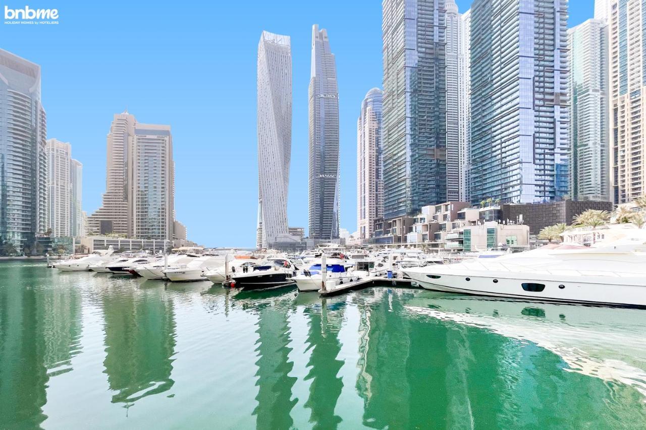 Marina 2br - Pool, Gym & Balcony * Dubai